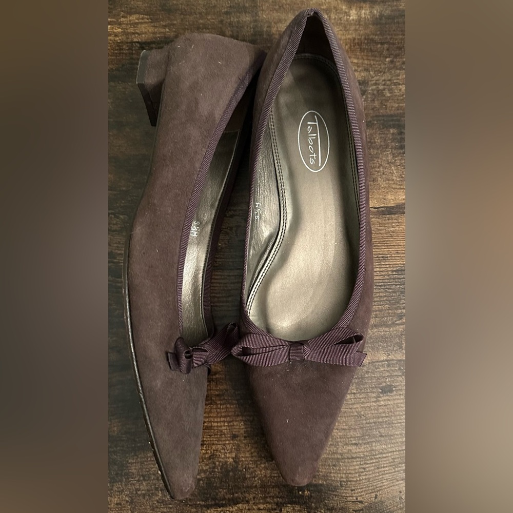 Talbots Women’s brown flats 9.5